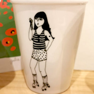 KAQOTY_TASSE_ROLLER_ICECREAM_GIRL